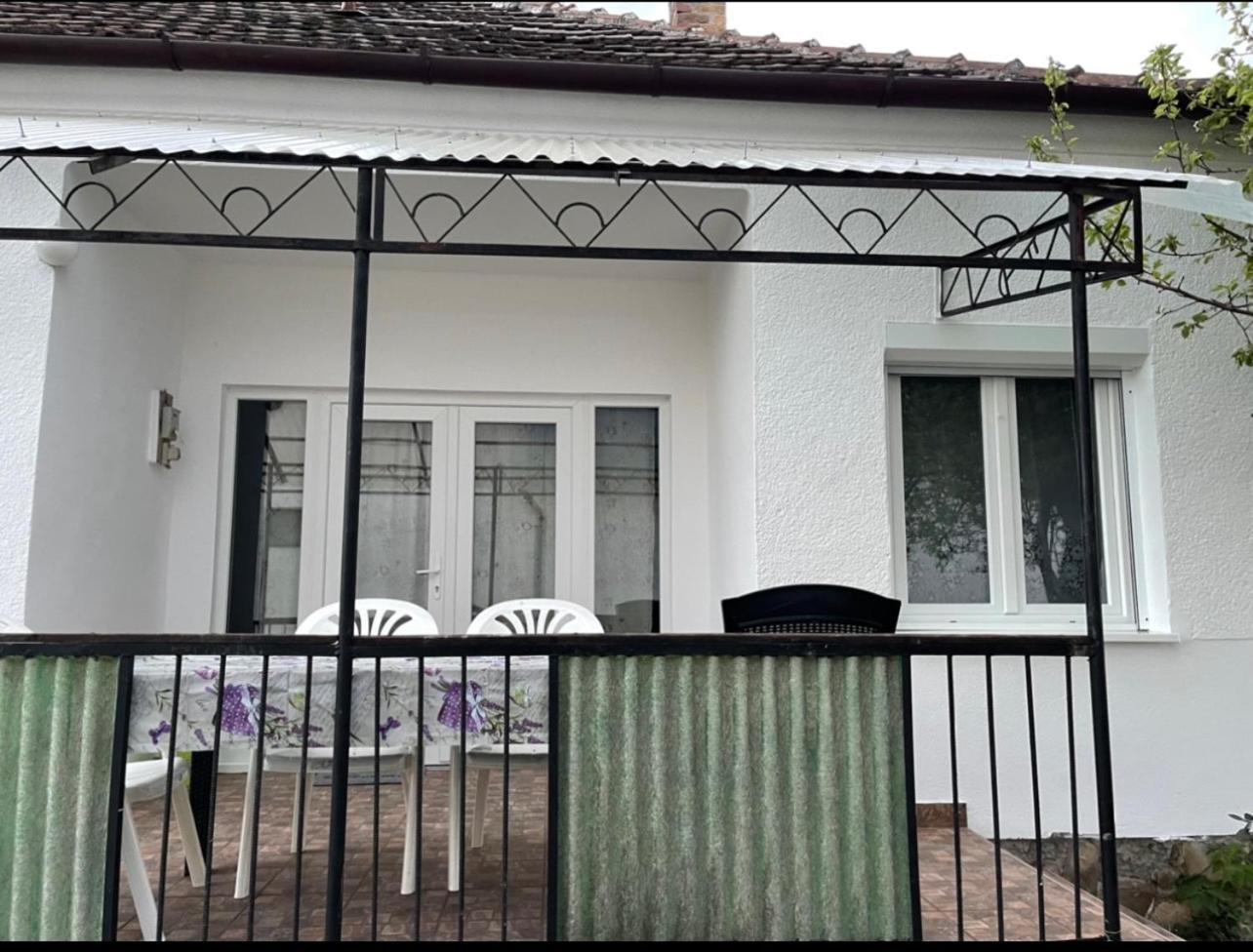 Valentina Apartman Balatonmáriafürdő Exteriör bild
