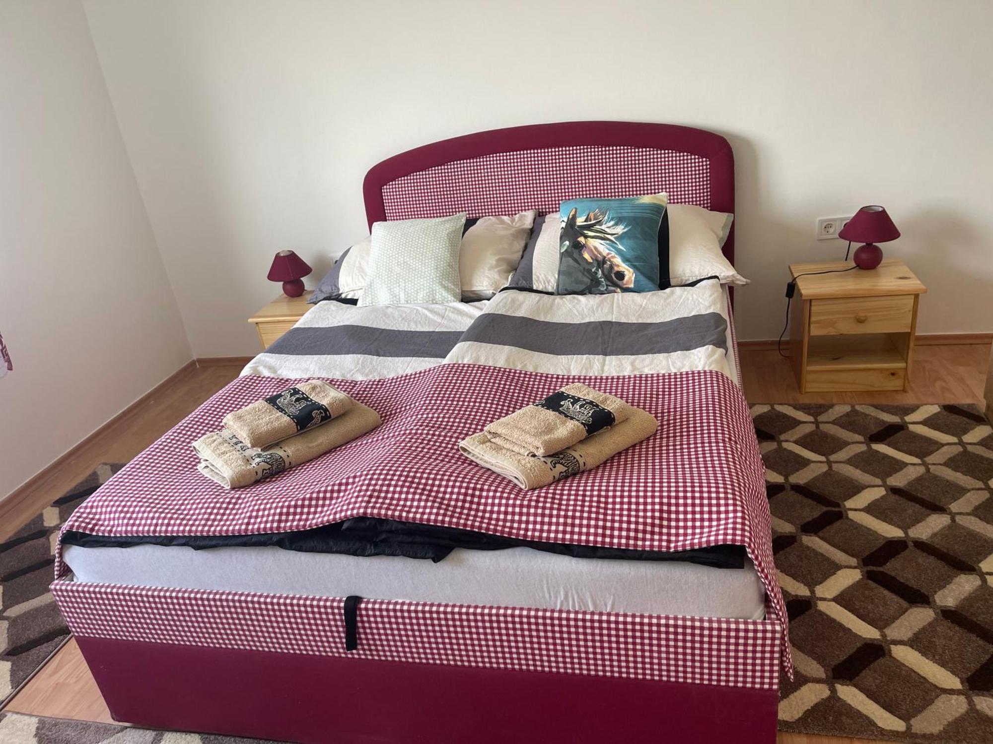 Valentina Apartman Balatonmáriafürdő Exteriör bild